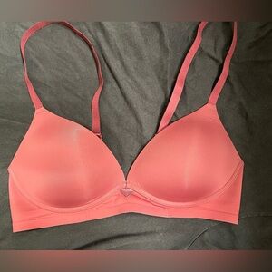 Maidenform Womens One Fab Fit Wireless Demi Bra